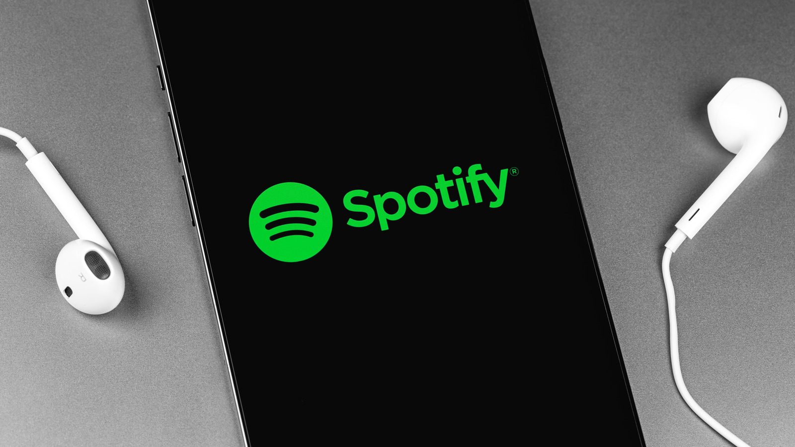 Spotify Beta Testing GIF-Laden Personalized Feed