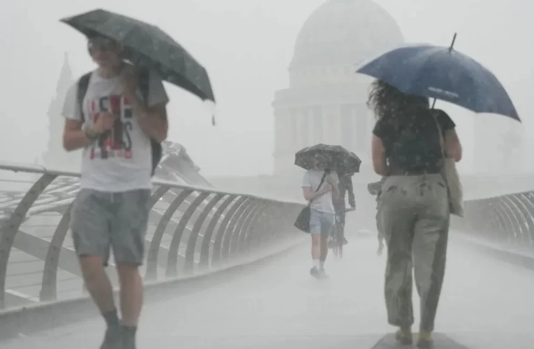 UK weather: Met Office issues warnings for thunderstorms, heavy rain and flooding on bank holiday Monday